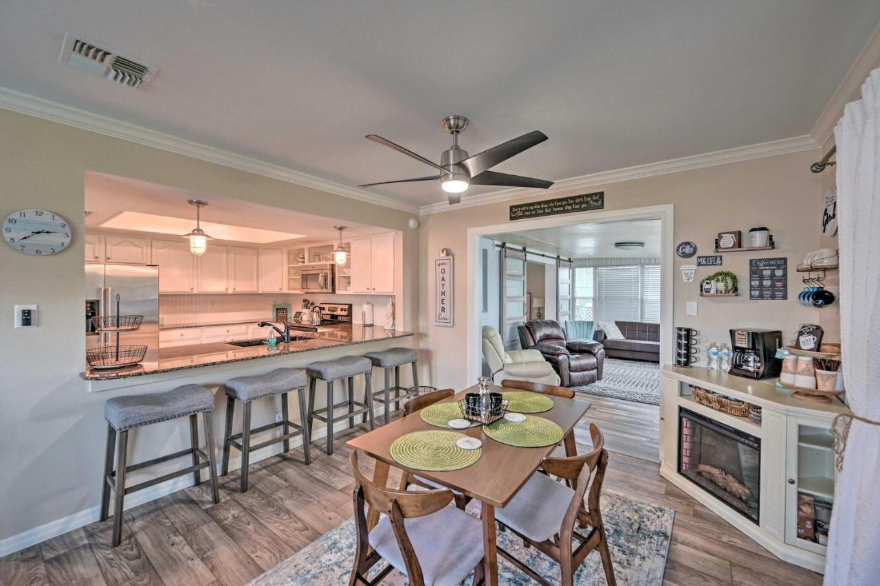 Waterfront Lake Placid Escape With Dock And Lanai Extérieur photo